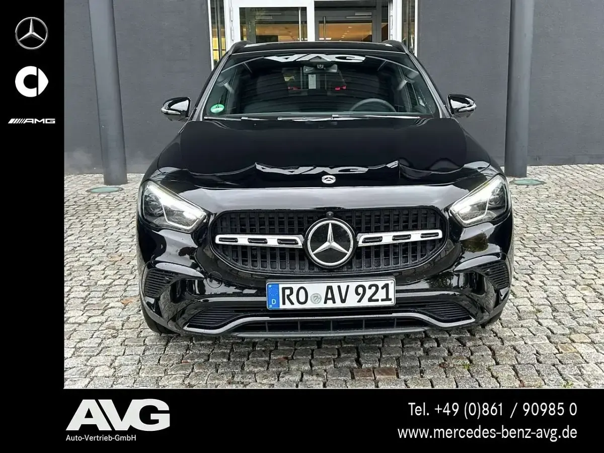 Gebraucht Mercedes GLA200 Progressive 163 PS (119 kW) 2025 Schwarz SUV