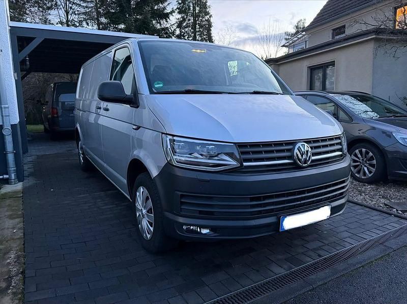 Usata VW Transporter 150 CV (110 kW) 2017 Argento Furgone