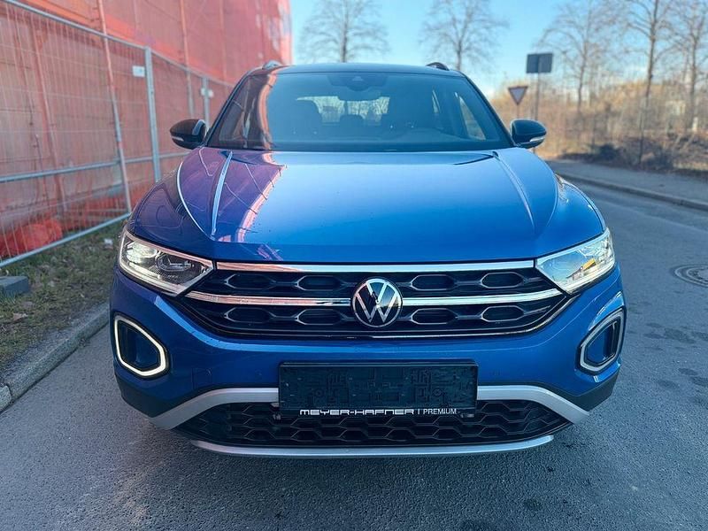 Gebraucht VW T-Roc Style 150 PS (110 kW) 2025 Blau SUV