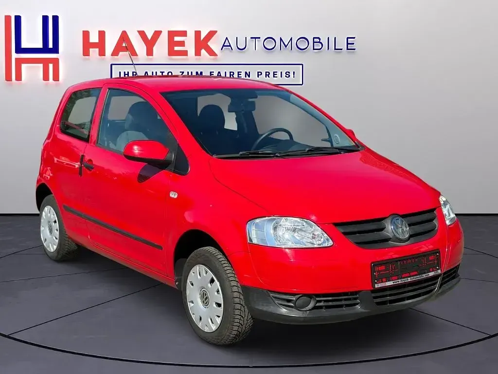 Używany VW Fox 54 KM (39 kW) 2008 Czerwony Hatchback