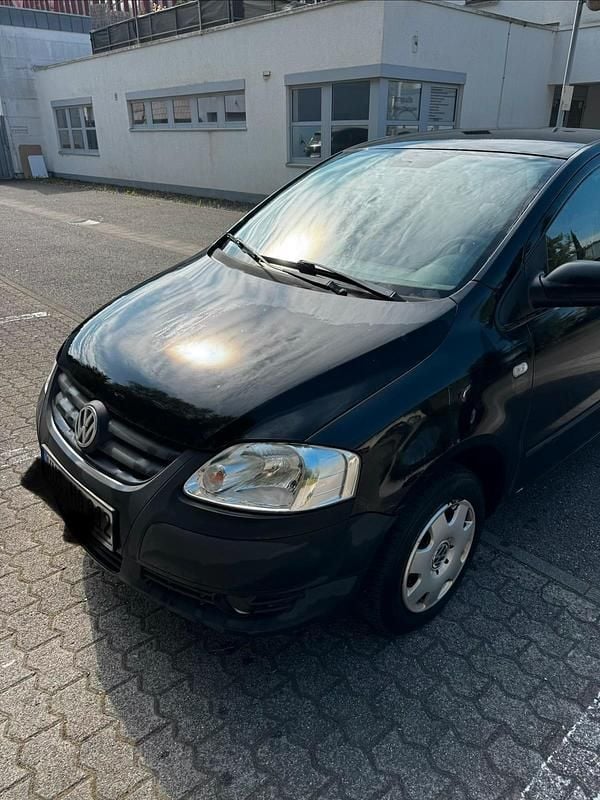 Second-hand VW Fox 70 CP (51 kW) 2007 Negru Hatchback