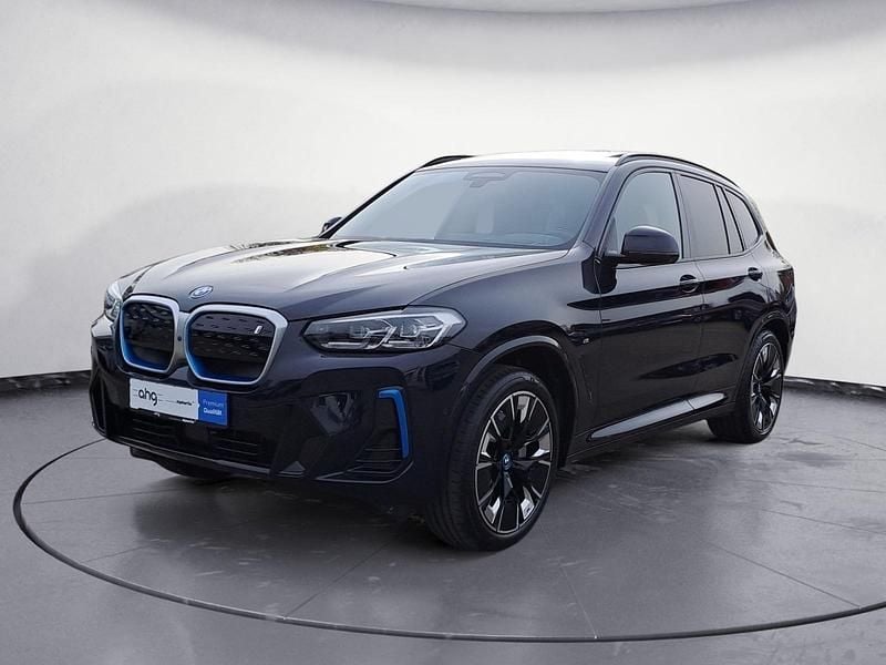 Gebraucht BMW iX3 Impressive 210 kW (286 PS) 2022 Schwarz SUV