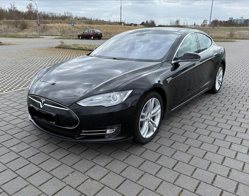 Gebraucht Tesla Model S 269 kW (367 PS) 2014 Schwarz Kleinwagen