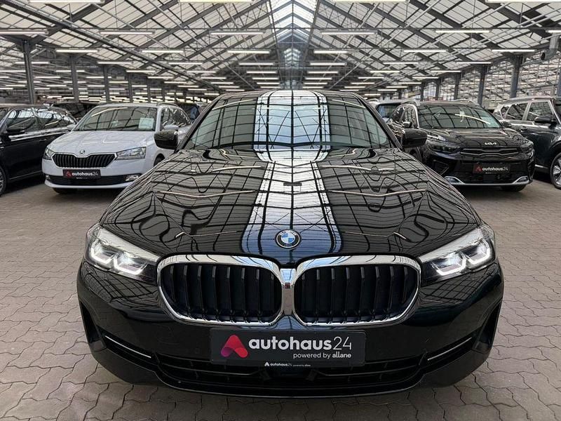 Gebraucht BMW 520 Performance 190 PS (139 kW) 2020 Schwarz Limousine