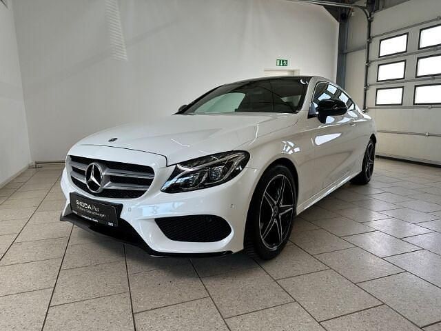 Gebraucht Mercedes C200 AMG line 184 PS (135 kW) 2018 Unilack (weiss Coupé