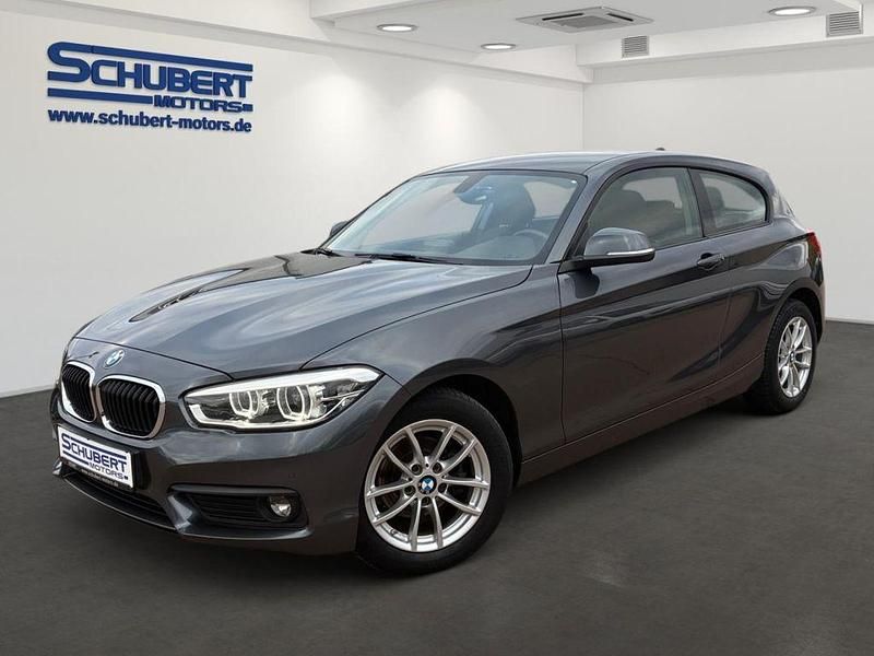 Grau Gebraucht 2019 BMW 116 Advantage Kleinwagen | 16.900 € (Etwas zu teuer) - Bild 1/4