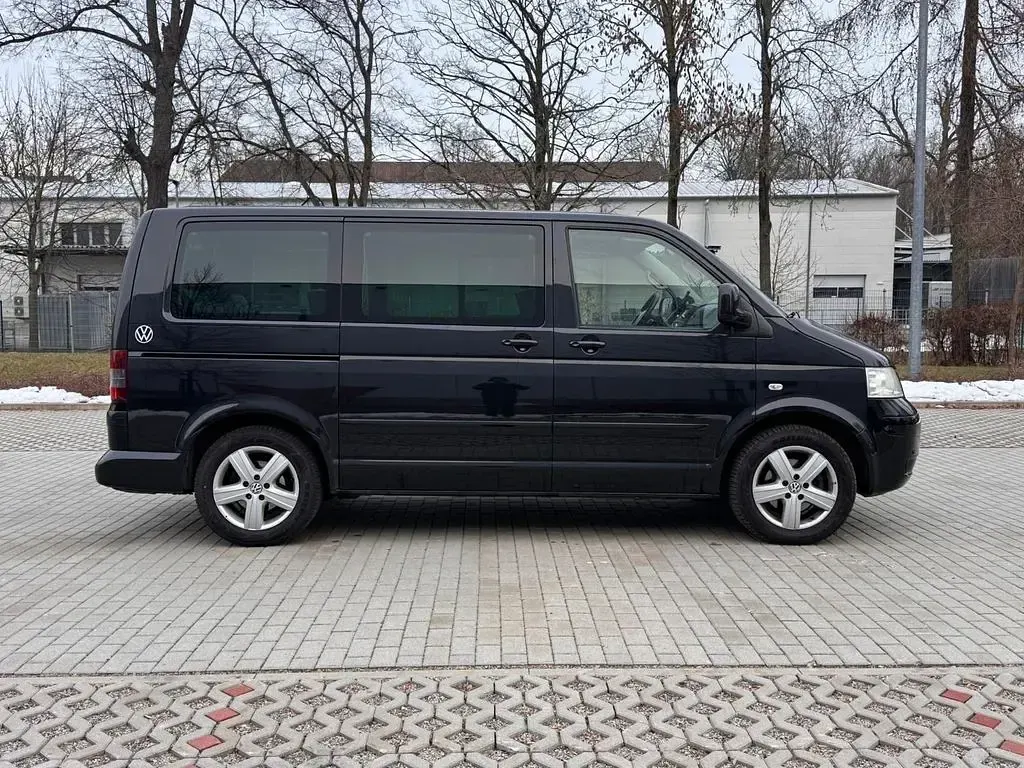 Gebraucht VW Multivan United 174 PS (127 kW) 2009 Schwarz Van / Kleinbus