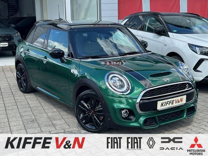 British racing green iv metallic (metallic) Gebraucht 2020 Mini Cooper S Kleinwagen | 21.890 € (Etwas zu teuer) - Bild 1/4