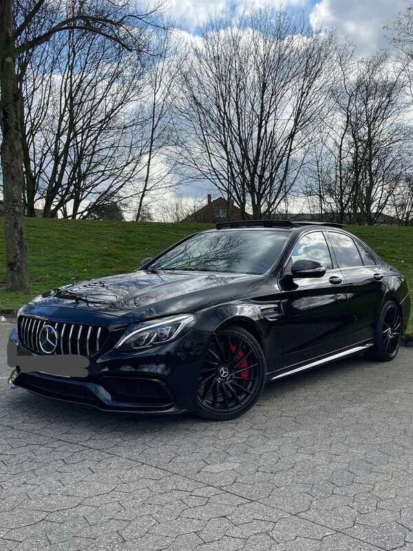 Schwarz Gebraucht 2015 Mercedes C63S AMG AMG Limousine | 39.000 € (Etwas zu teuer) - Bild 1/4