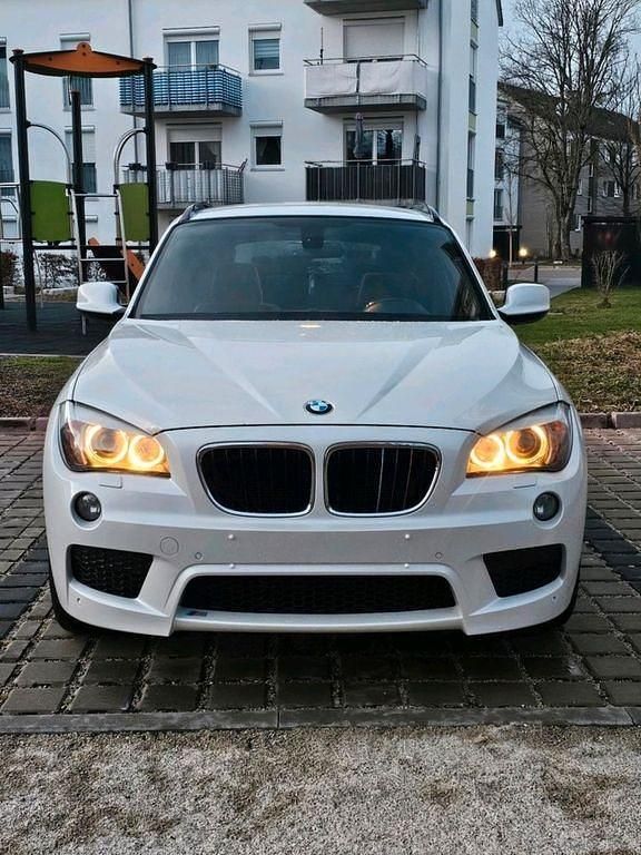 Weiß Gebraucht 2011 BMW X1 M Sport SUV | 9.000 € (Fairer Preis) - Bild 1/4