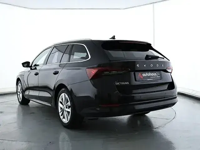 Gebraucht Skoda Octavia Style 150 PS (110 kW) 2023 Schwarz Kombi