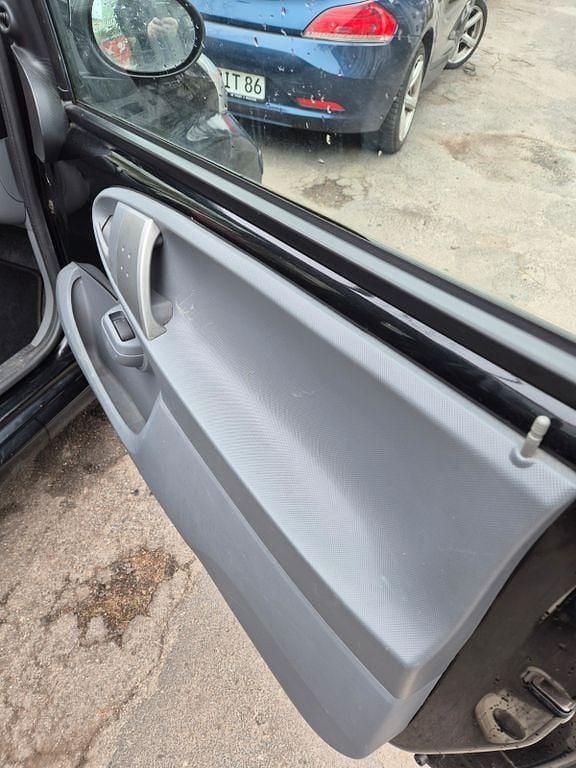 Gebraucht Toyota Aygo 68 PS (50 kW) 2008 Schwarz Kleinwagen