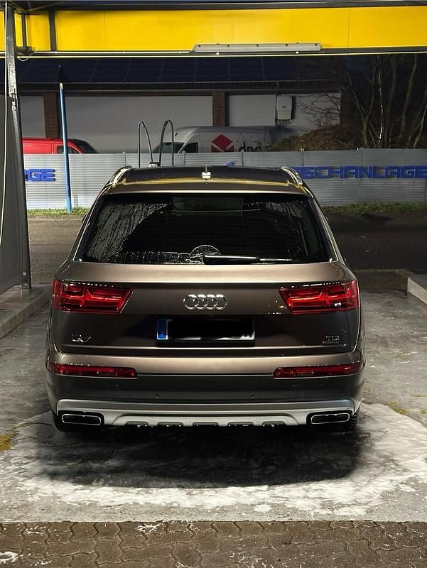 Gebraucht Audi Q7 S-Line 272 PS (200 kW) 2016 Grün SUV