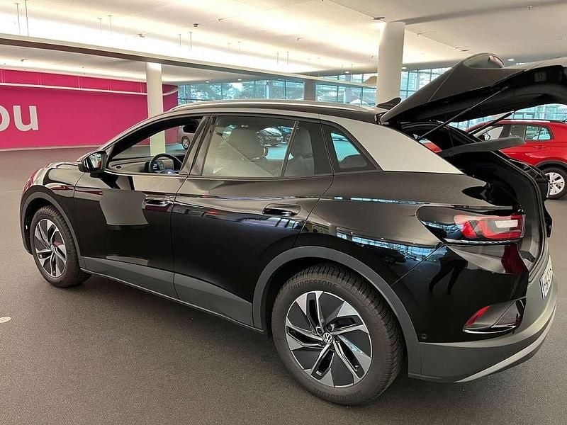 Second-hand VW ID.4 Pro 210 kW (286 CP) 2024 Negru SUV