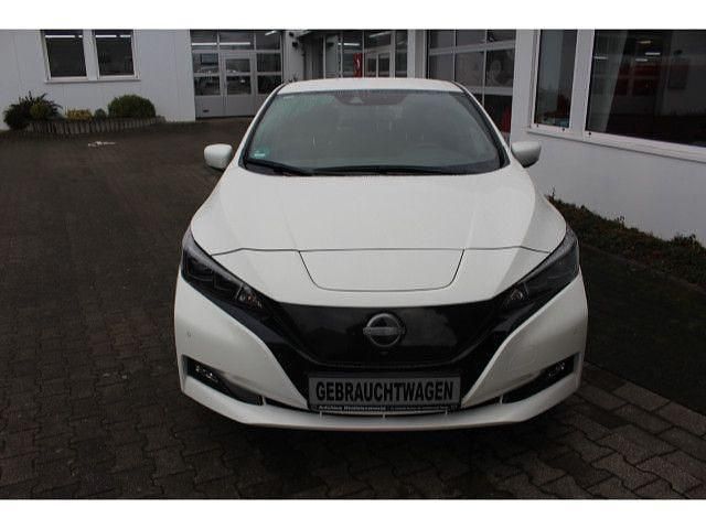 Gebraucht Nissan Leaf 360º 110 kW (150 PS) 2022 Weiß Kleinwagen