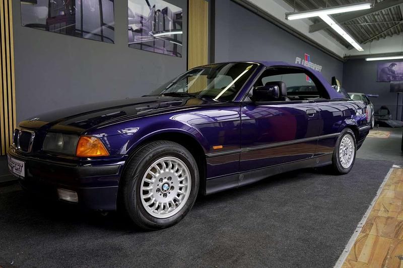 Gebraucht BMW 318 Cabriolet 116 PS (85 kW) 1998 Blau Cabrio