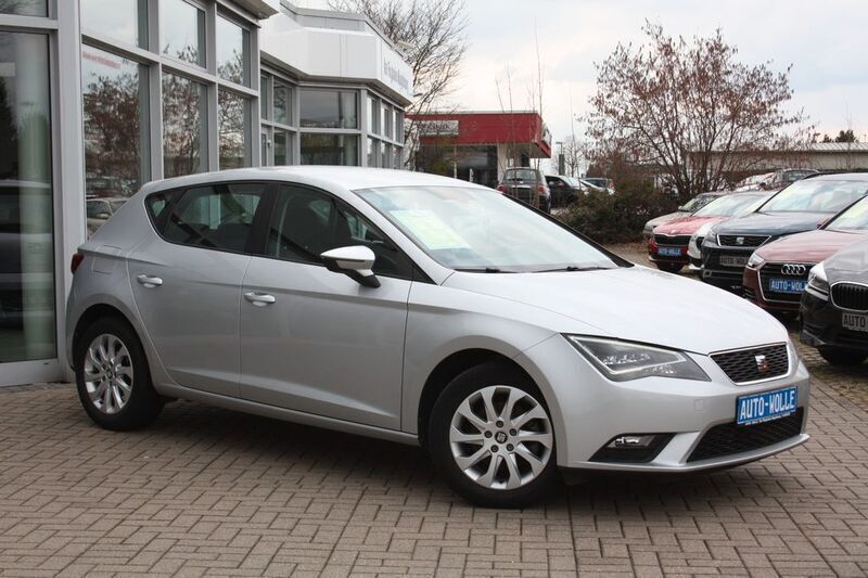 Silber Gebraucht 2014 Seat Leon Style Limousine | 11.950 € (Fairer Preis) - Bild 1/4