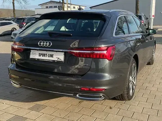 Gebraucht Audi A6 Sport 286 PS (210 kW) 2022 Grau Limousine