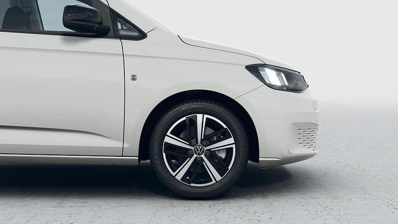 Neu VW Caddy Family 116 PS (85 kW) 2025 Weiß Van / Kleinbus