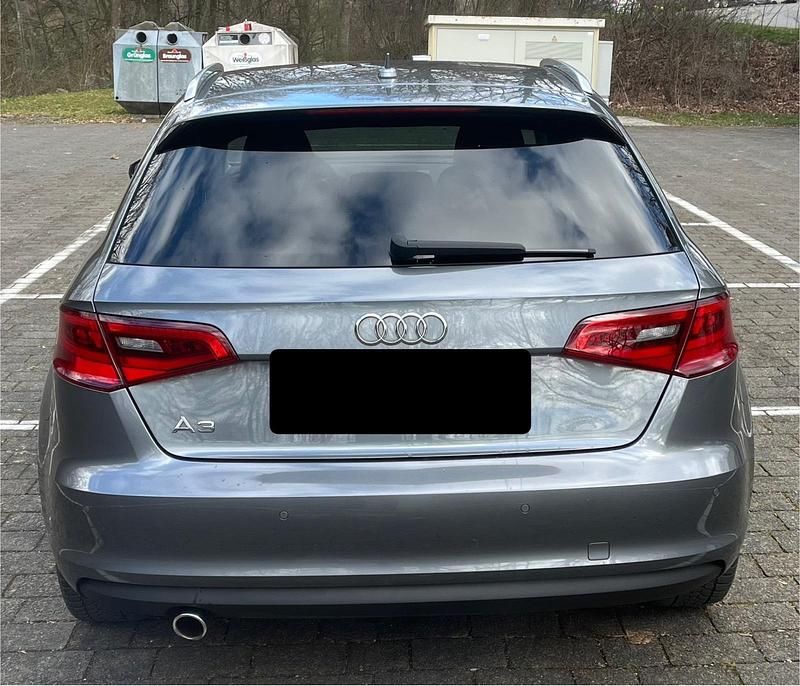 Gebraucht Audi A3 110 PS (80 kW) 2015 Grau Limousine