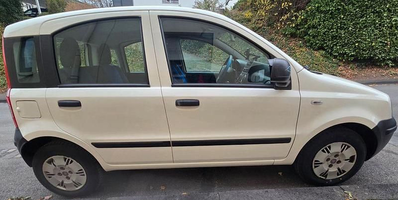 Gebraucht Fiat Panda 54 PS (39 kW) 2010 Weiß Kleinwagen