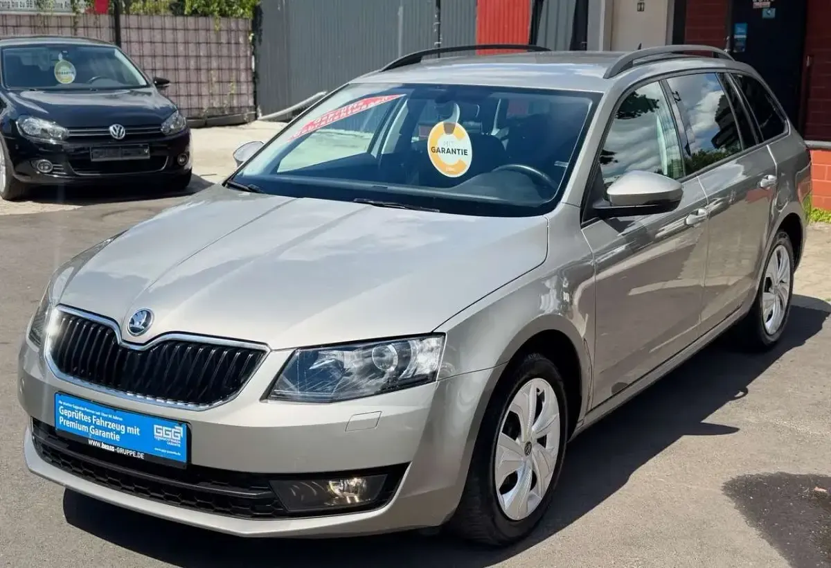 Gebraucht Skoda Octavia Joy 150 PS (110 kW) 2016 Beige Kombi