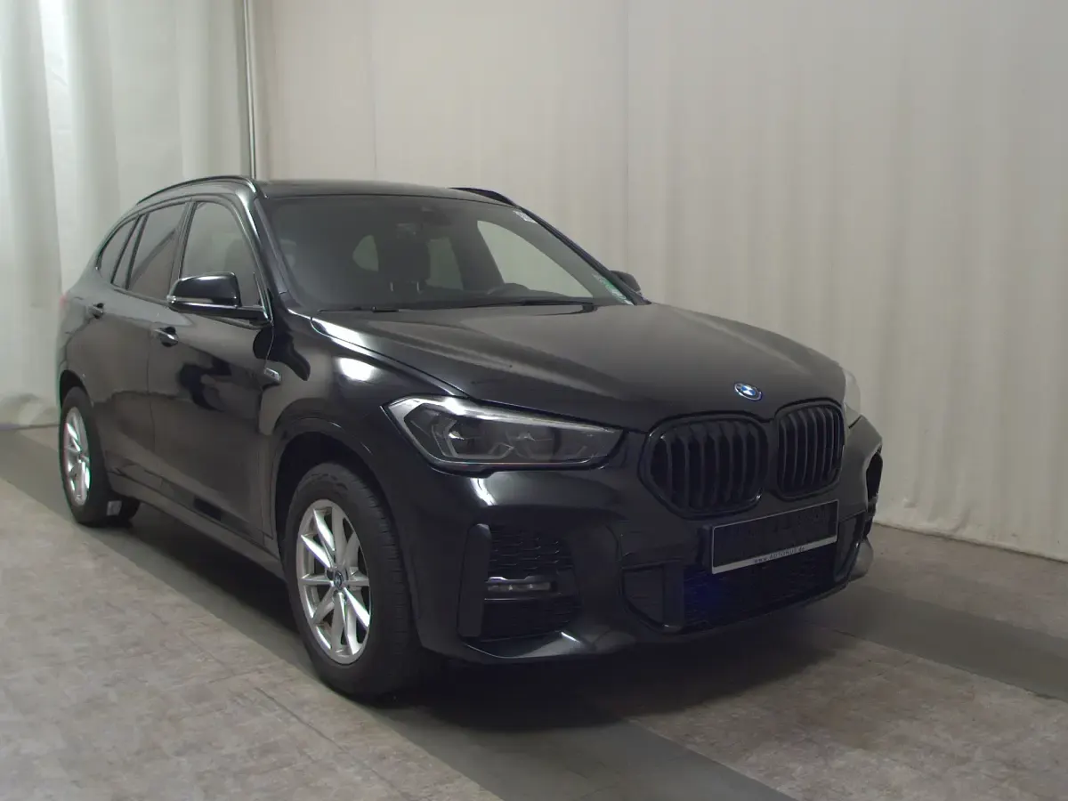 Gebraucht BMW X1 M Sport 220 PS (161 kW) 2022 Schwarz SUV