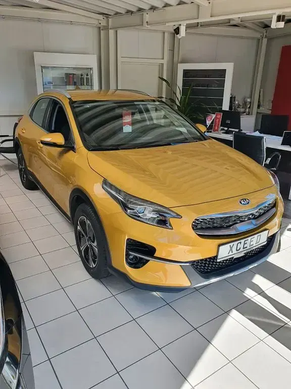 Gebraucht Kia XCeed Vision 141 PS (103 kW) 2020 Gold SUV