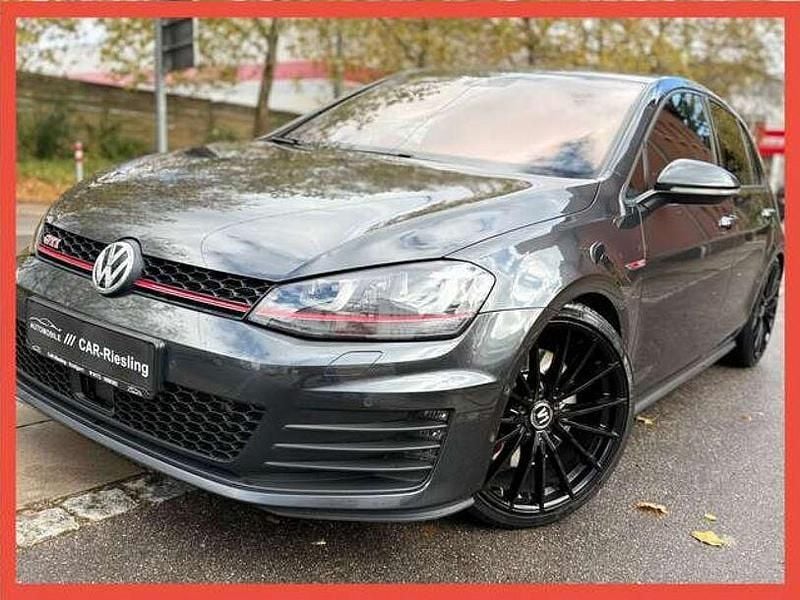 Grau Gebraucht 2015 VW Golf VII GTI Limousine | 22.499 € (Teuer) - Bild 1/4