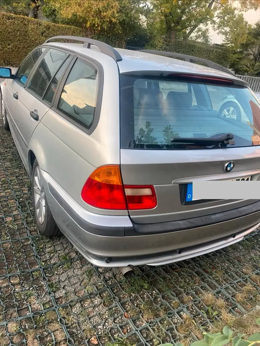 Gebraucht BMW 316 116 PS (85 kW) 2004 Silber Kombi