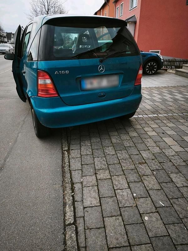 Gebraucht Mercedes A160 97 PS (71 kW) 2001 Blau Kleinwagen