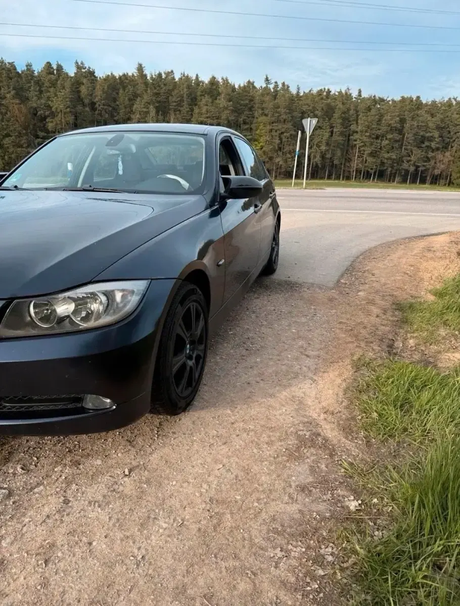 Gebraucht BMW 320 163 PS (119 kW) 2007 Limousine