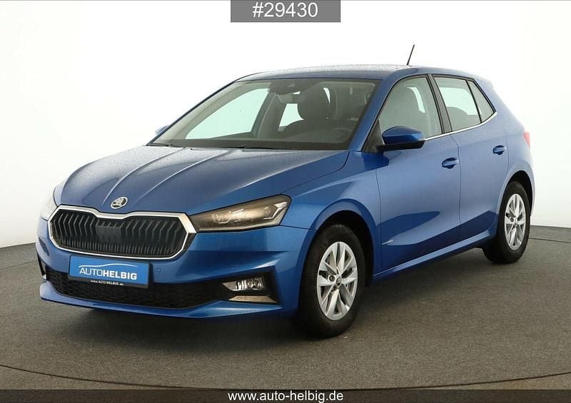 Blau Gebraucht 2022 Skoda Fabia Style Kleinwagen | 14.990 € (Guter Preis) - Bild 1/4