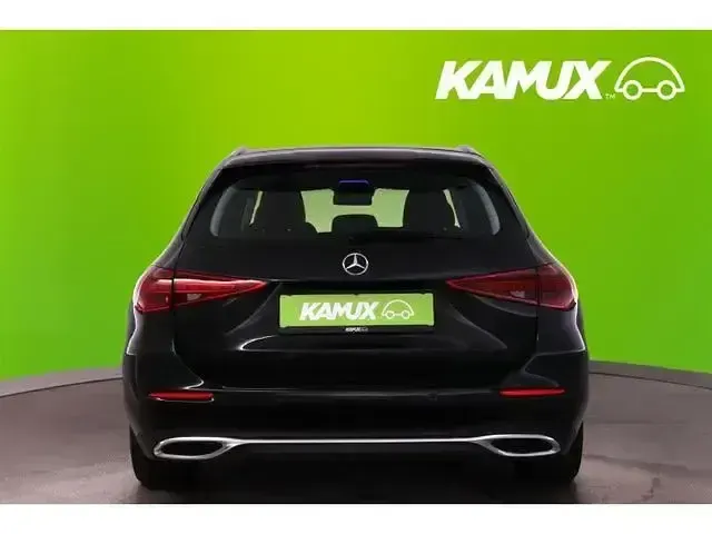 Gebraucht Mercedes C220 Avantgarde 200 PS (147 kW) 2023 Schwarz Limousine