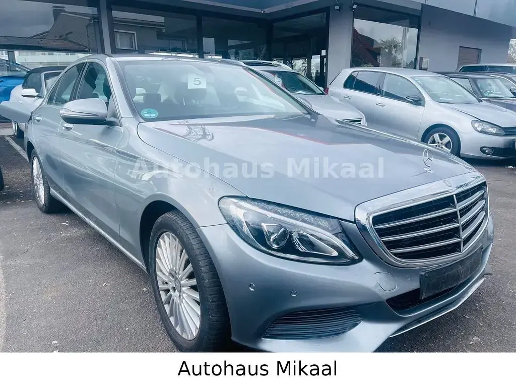 Gebraucht Mercedes C220 170 PS (125 kW) 2016 Palladiumsilber Limousine