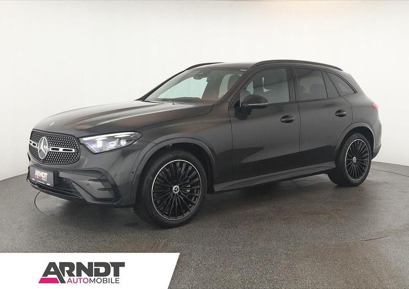 Grau Gebraucht 2023 Mercedes GLC300 Advanced SUV | 54.384 € (Fairer Preis) - Bild 1/4