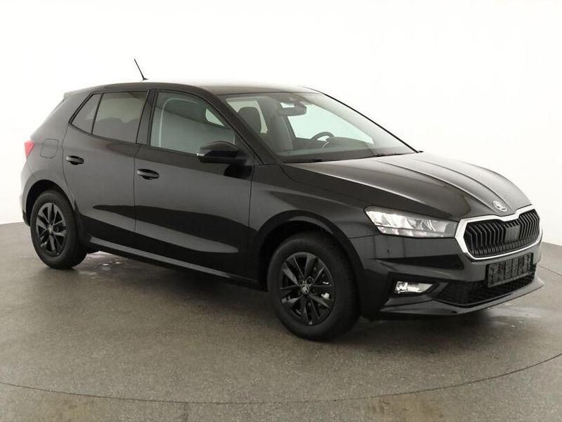 Neu Skoda Fabia Selection 116 PS (85 kW) 2025 Black magic perleffekt Kleinwagen