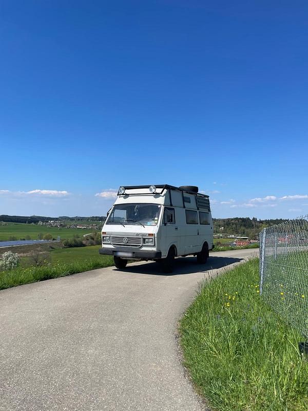 Second-hand VW LT 95 CP (69 kW) 1995 Alb Monovolum