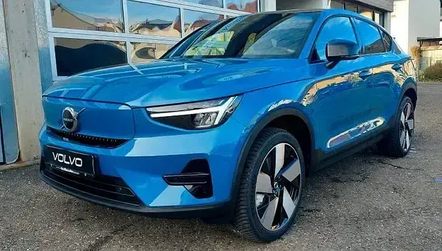 Gebraucht Volvo C40 Plus 300 kW (408 PS) 2025 Fjord blue SUV