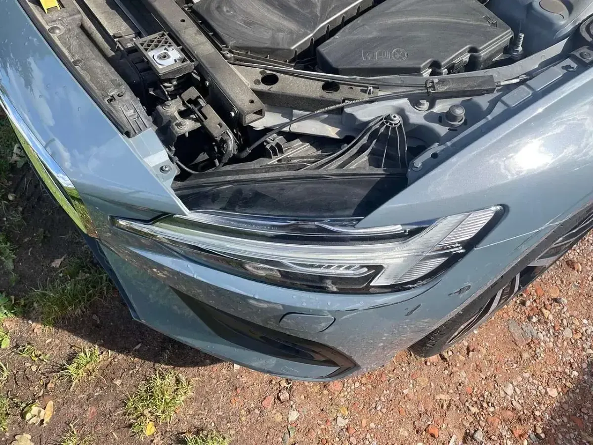 Gebraucht Volvo V60 197 PS (144 kW) 2022 Thunder grey Kombi