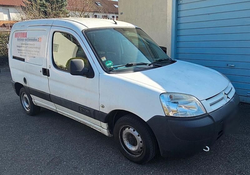 Second-hand Citroën Berlingo 75 CP (55 kW) 2007 Alb Monovolum