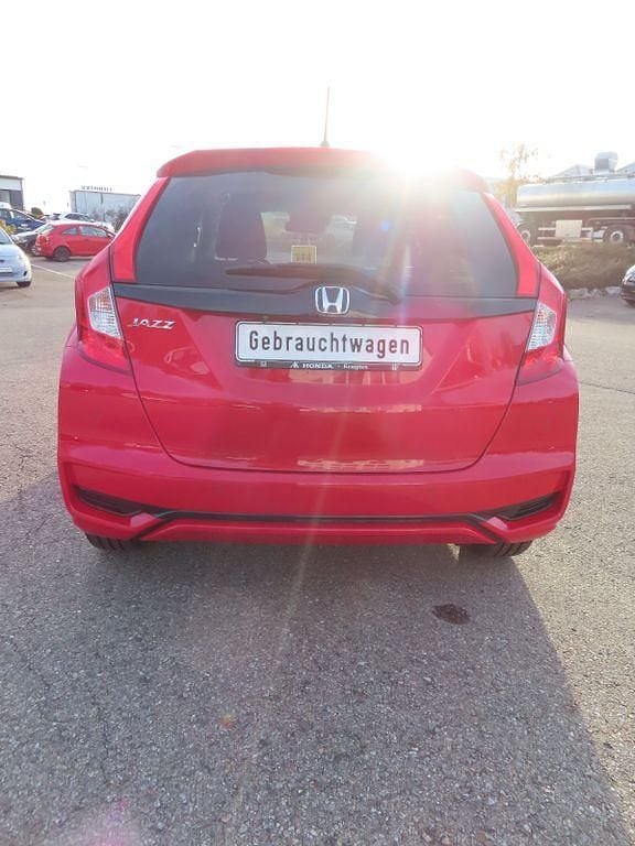 Gebraucht Honda Jazz Elegance 102 PS (75 kW) 2020 Rot Kleinwagen