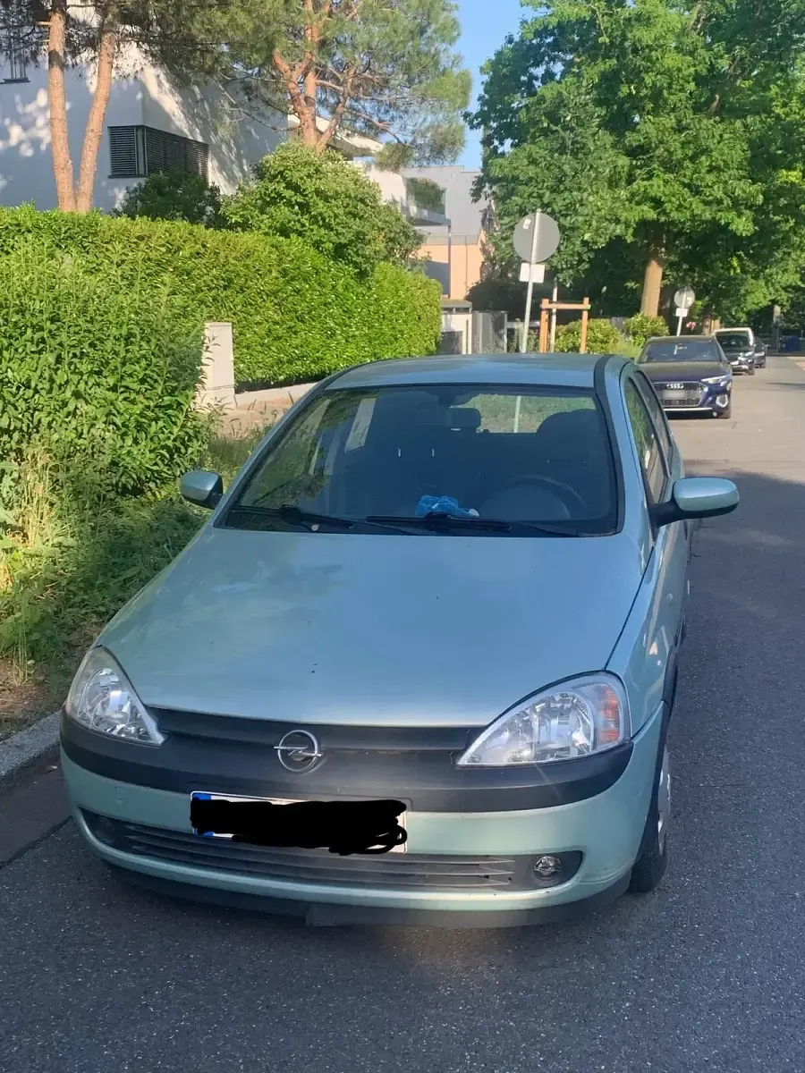 Gebraucht Opel Corsa 75 PS (55 kW) 2001 Kleinwagen