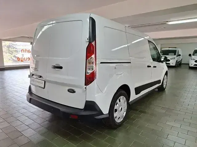 Używany Ford Transit Connect Trend 101 KM (74 kW) 2023 Biały Minivan