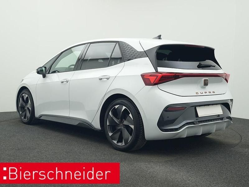 Second-hand Cupra Born 169 kW (231 CP) 2025 Alb Hatchback
