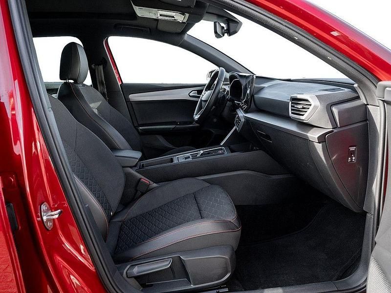 Gebraucht Seat Leon FR 190 PS (139 kW) 2022 Rot Limousine