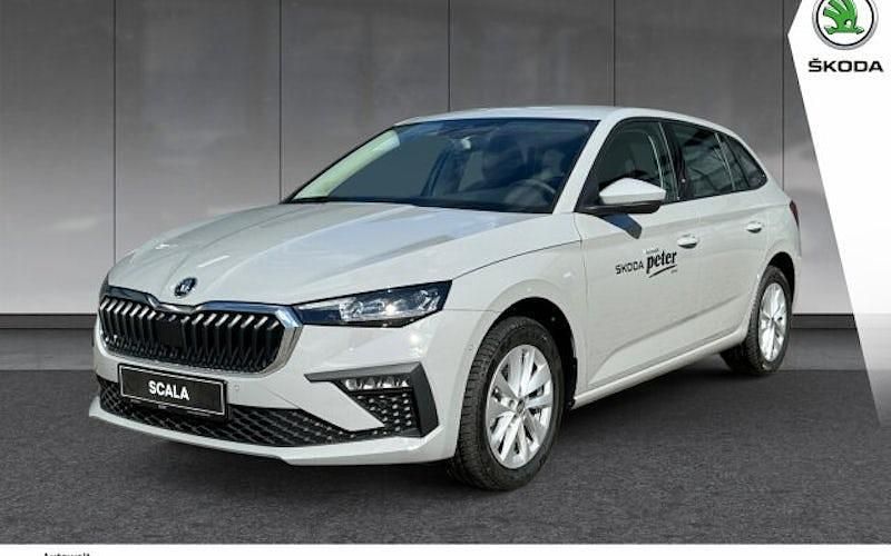 Grau Gebraucht 2024 Skoda Scala Selection Kleinwagen | 28.950 € (Teuer) - Bild 1/4