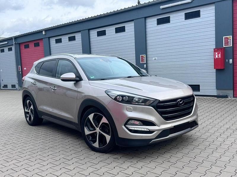Gebraucht Hyundai Tucson Premium 185 PS (136 kW) 2015 Grau SUV