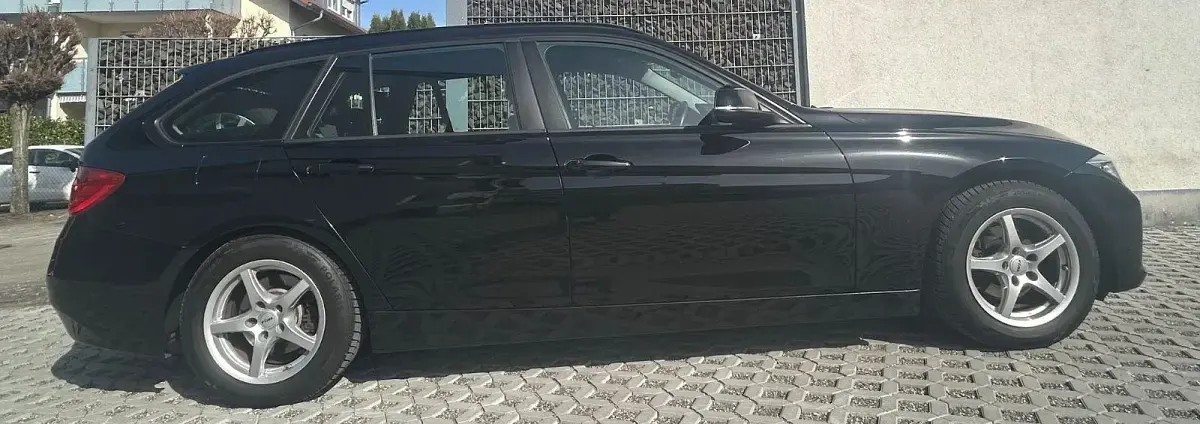 Używany BMW 320 Efficient Dynamics 163 KM (119 kW) 2015 Czarny Kombi