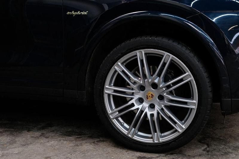 Gebraucht Porsche Cayenne S E-Hybrid 333 PS (244 kW) 2015 Blau SUV